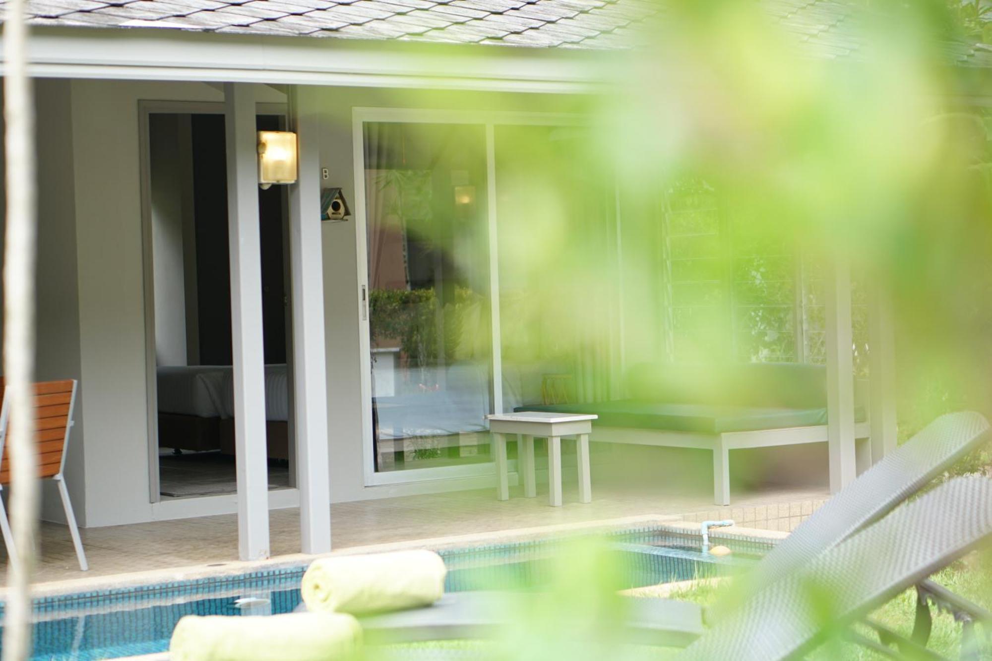 Sakoo Valley Naithon Beach Exterior photo