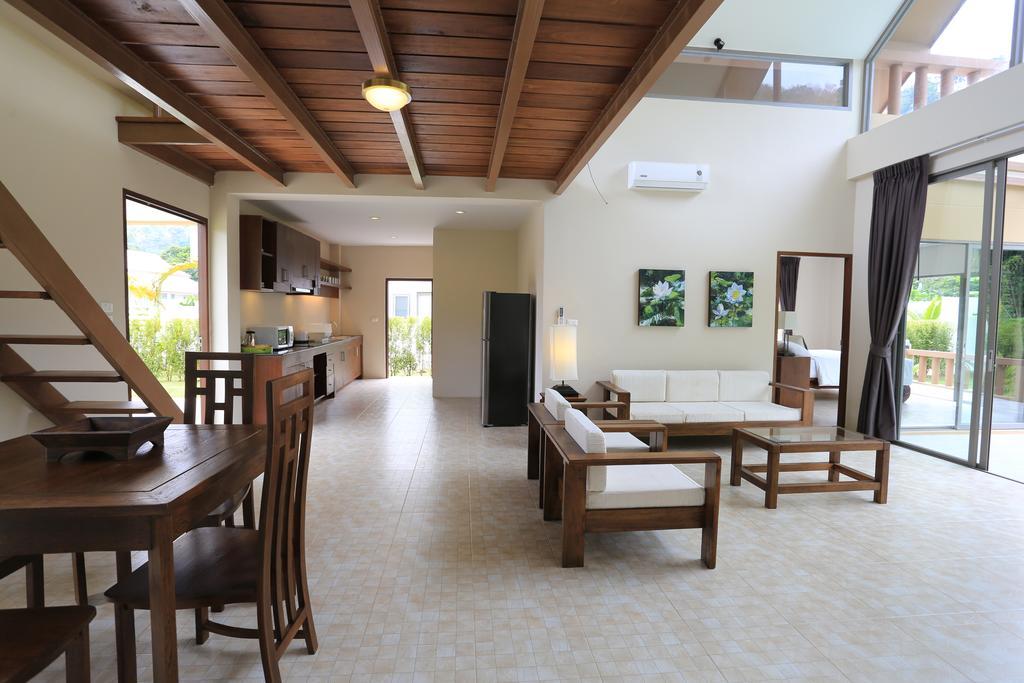 Sakoo Valley Naithon Beach Exterior photo